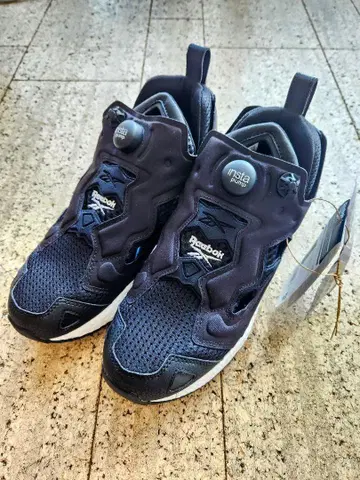 리복 Instapump Fury 블랙 25.5cm 새상품 상자 없음