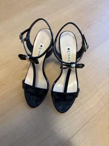 DIANA 다이애나 샌들 펌프스 22cm