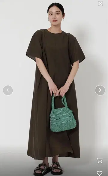 BEAUTY&YOUTH UNITED ARROWS 시어 백 리본 원피스