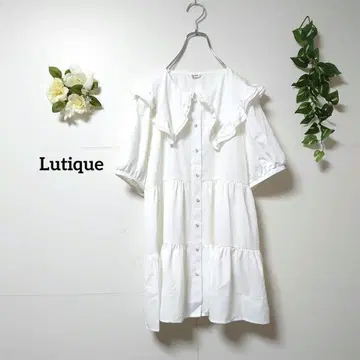 Lutique 프릴 칼라 블라우스 프리 페미닌
