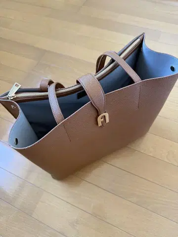 훌라 FURLA 브라운 A4 백 비즈니스 숄더백