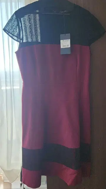 TRUSSARDI JEANS 와인 레드 원피스