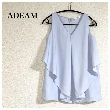 ADEAM 라이트 블루 슬리브리스 셔츠