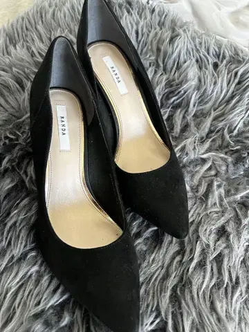 RANDA 블랙 스웨이드 하이힐 25.0cm