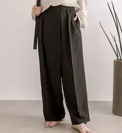 RIVE DROITE 리브 드와 24SS 린넨 라이크라 팬츠 01