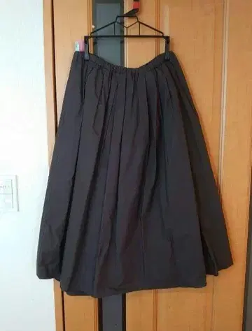 새상품급 Plage 플라주 거즈 스커트 블랙 38