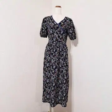 아멜리에르 마제스틱 레곤 플로럴 롱 원피스 네이비 꽃무늬 F