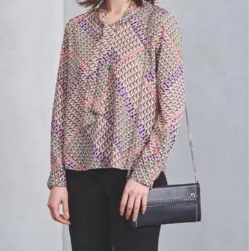 UBCS 모자이크 프린트 보타이 블라우스 UNITED ARROWS
