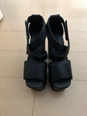 샌들