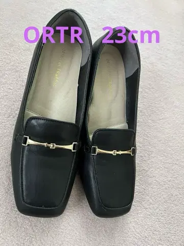 ORTR 블랙 펌프스 23cm