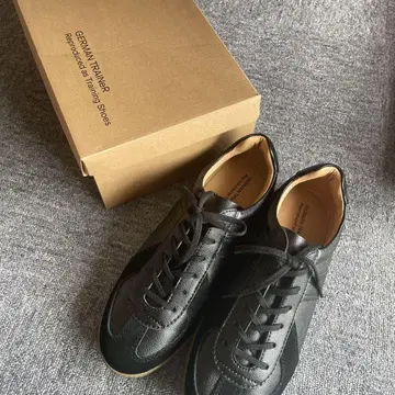 GERMANIA TAINAR 블랙 트레이닝 슈즈