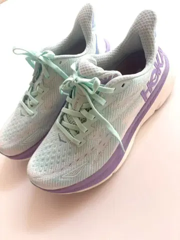 호카오네오네 클리프톤 9 여성용 24cm 와이드 폭
