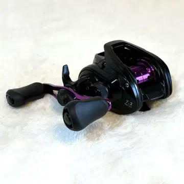 Daiwa 베이트 릴 블랙 퍼플 7.3 다이와 PD106 US