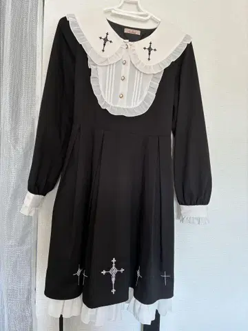 Amavel 아마벨 Rosary Vampire 메이드 원피스 미들 기장