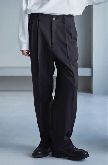 SERACE 블랙 와이드 팬츠 M 사이즈