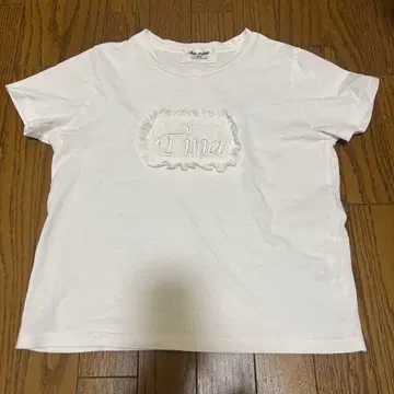 TINA: JOJUN Tina 자수 컴팩트 티셔츠