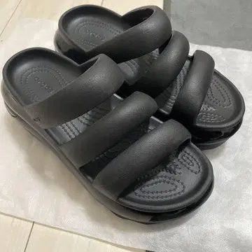 Crocs 블랙 스포츠 샌들
