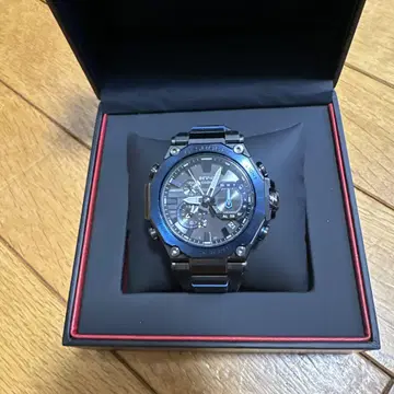 카시오 G-SHOCK MT-G-B2000B-1A2JF