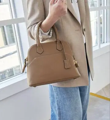 스픽 & 스팬 mica della valle 미카 델라 발레 Katia