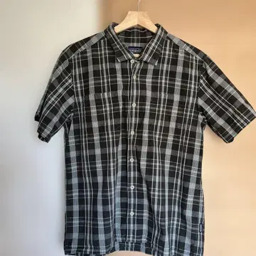 Patagonia 파타고니아 체크 무늬 반팔 셔츠