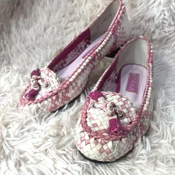 미사용에 가까운 다이애나 핑크 화이트 뜨개질 로퍼 23.0cm