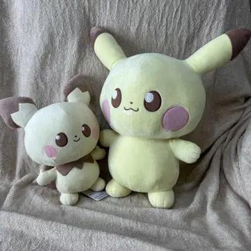 피카츄와 피츄 봉제 인형