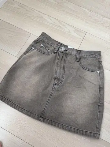 마인 미니 스커트