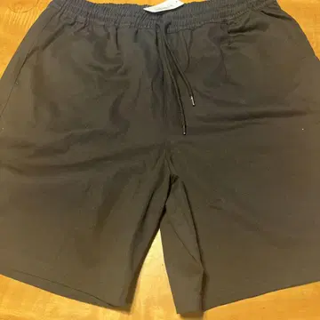 뉴에라 블랙 숏팬츠 XL