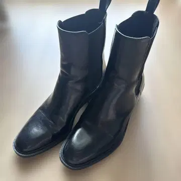 자라 인조 가죽 블랙 부츠