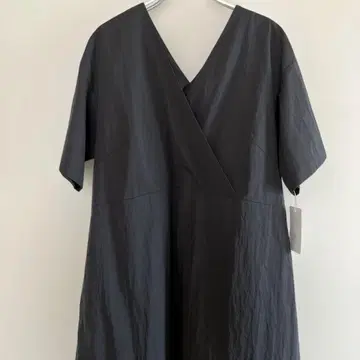 뷰티 앤 유스 카슈쿨 숏 슬리브 원피스