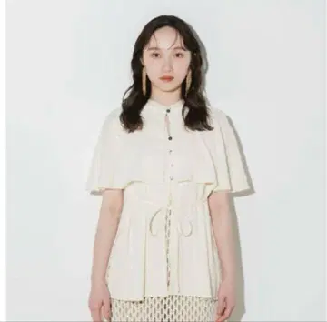 eaphi 케이프 디자인 자카드 블라우스