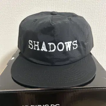 SHADOWS 블랙 캡