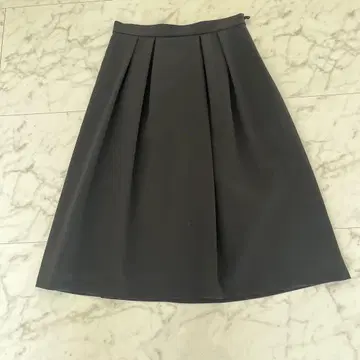 언타이틀 무릎 아래 길이 플레어 스커트 블랙 미사용 36