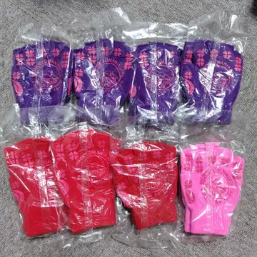 모모쿠로 모모 캐치 장갑
