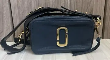 마크제이콥스 네이비 숄더백