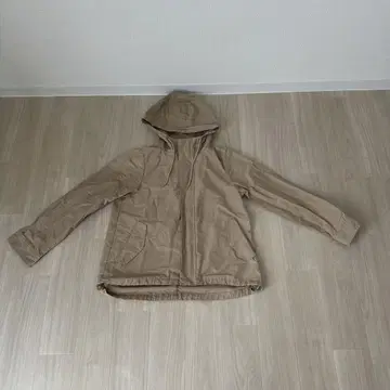 URBAN RESEARCH 후드 부착 마운틴 후드티