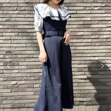[택 포함 미사용] NOMAE 프릴이 달린 반팔 롱 원피스