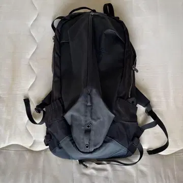 Arc'teryx 블랙 백팩