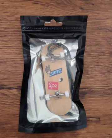 SPITZ NOW! 락 대륙의 이야기전 스케이트보드 키링