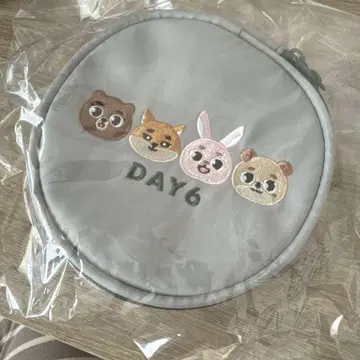 DAY6 멀티 파우치