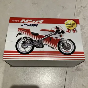 혼다 NSR250R 1/12 스케일 모델