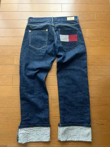새상품급 TOMY HILFIGER 보이프렌드 데님 포켓 자수 일본제