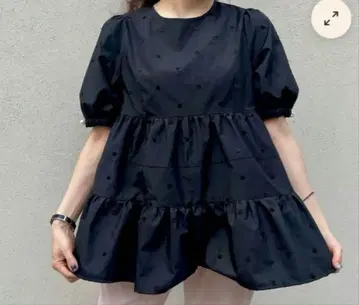 자수 티어 풀 블라우스 일본제 도트 도트 블랙 블라우스 반팔 SONO