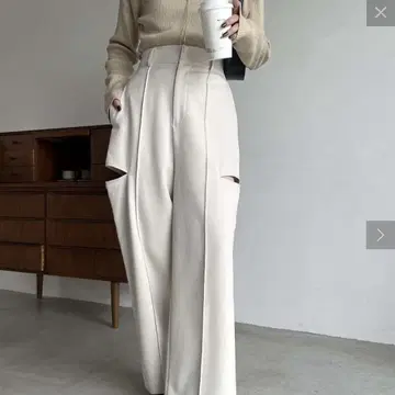카프리 슈레 마쥬/사이드 슬릿 팬츠/에크루/미사용