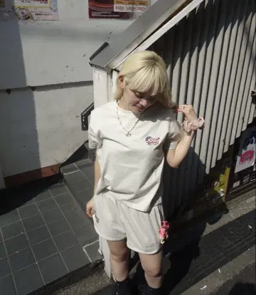 9090 별이 그려진 로고 오트밀 티셔츠 XS