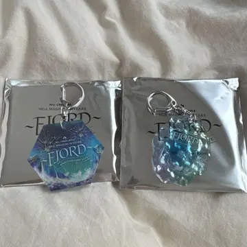 미세스 fjord 가챠 키링 2종