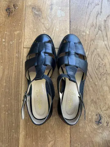 키다리 아저씨 블랙 천연 가죽 구르카 샌들 24.5cm 가죽