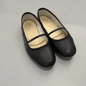 아페쎄 블랙 플랫 슈즈 35(22.5cm)