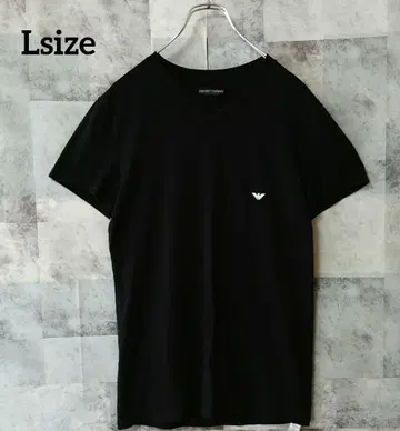 엠포리오 아르마니 L 사이즈 원포인트 로고 블랙 티셔츠