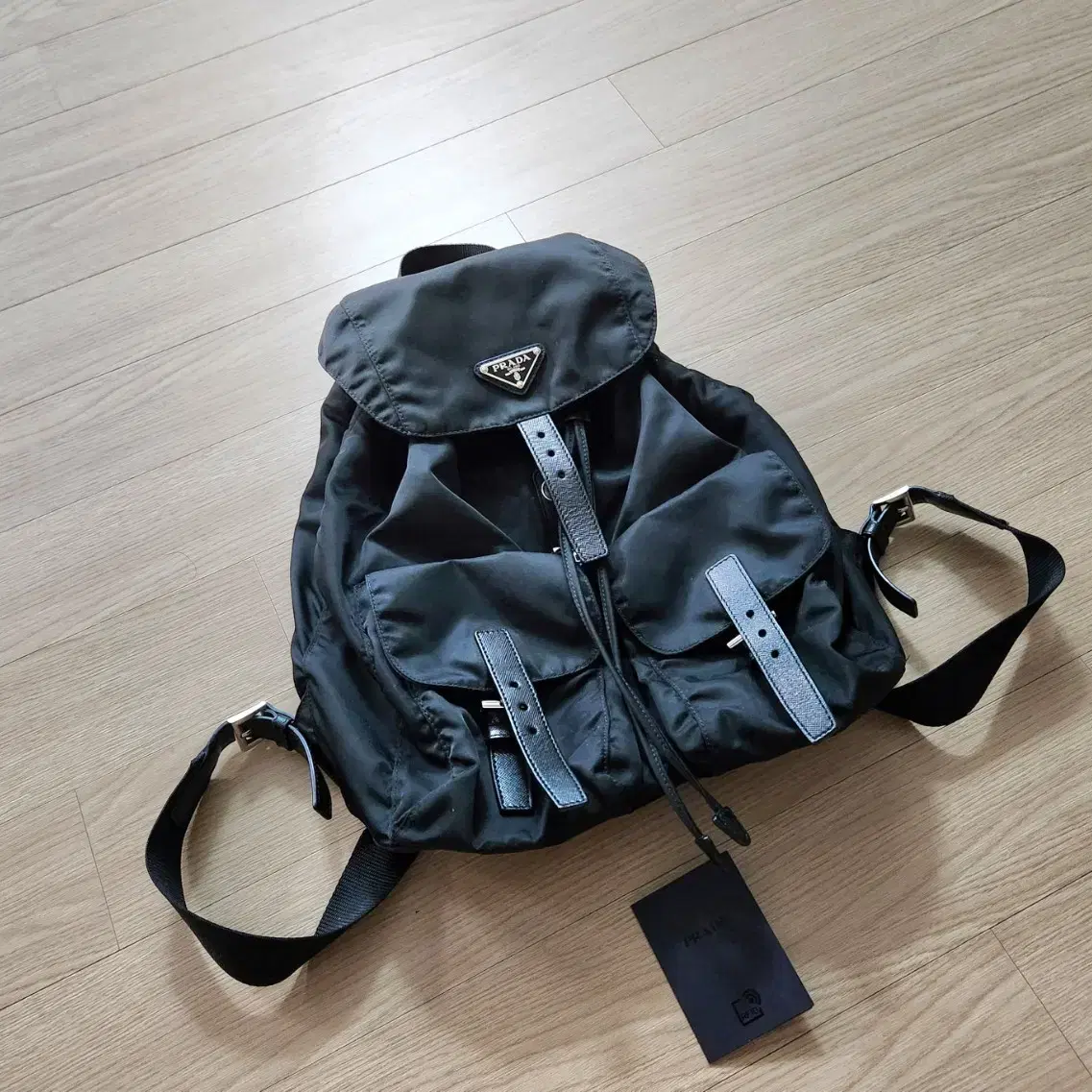 Noiago Symbol Logo Backpack (Black) on Bunjang Global Site.